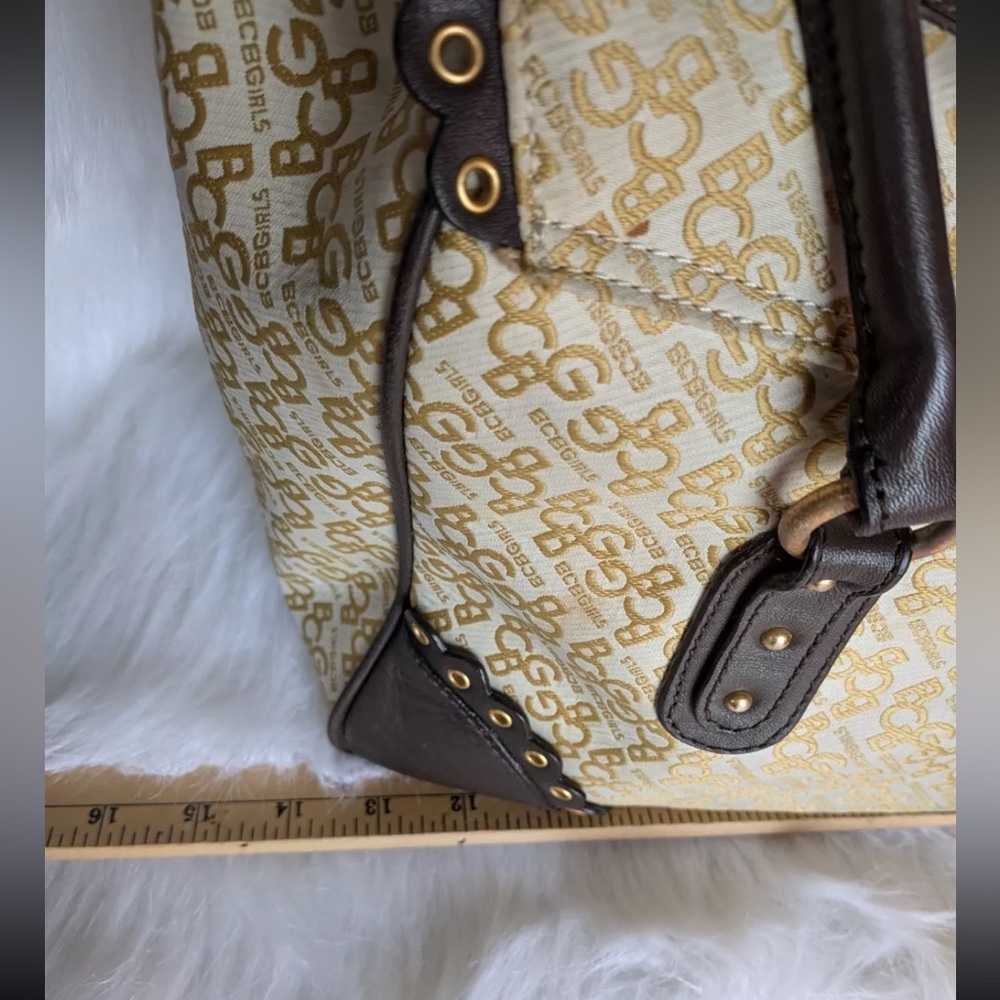 Beautiful Y2K Dior-esque BCBG bag😍🌺 - Picture 6 of 11